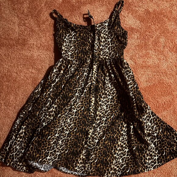 Vixen by Micheline Pitt - Leopard Print Ingenue - Size Large - EUC with Belt - Picture 3 of 6